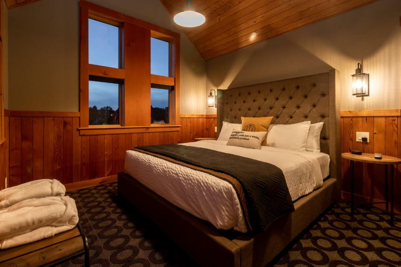 At The Helm Hotel Ilwaco Habitación foto